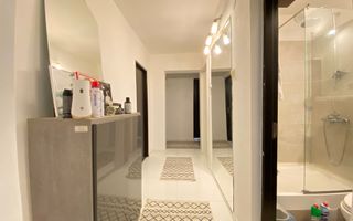 Apartament 3 camere decomandat cu balcon si parcare, zona Gruia - Poză 3