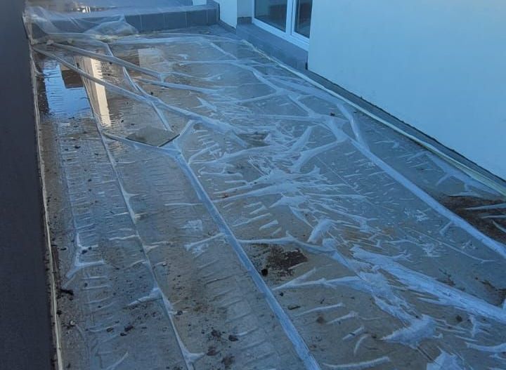 AP 3 CAM. DECOMANDAT+TERASA+GRADINA 59MP/  LOC DE PARCARE INCLUS! - Poză 2