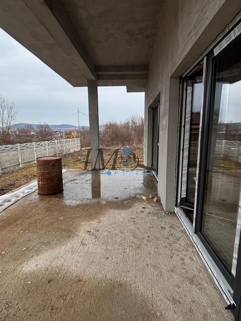 Casa de vanzare la rosu in zona Roica cartier Micesti Alba Iulia - Poză 9