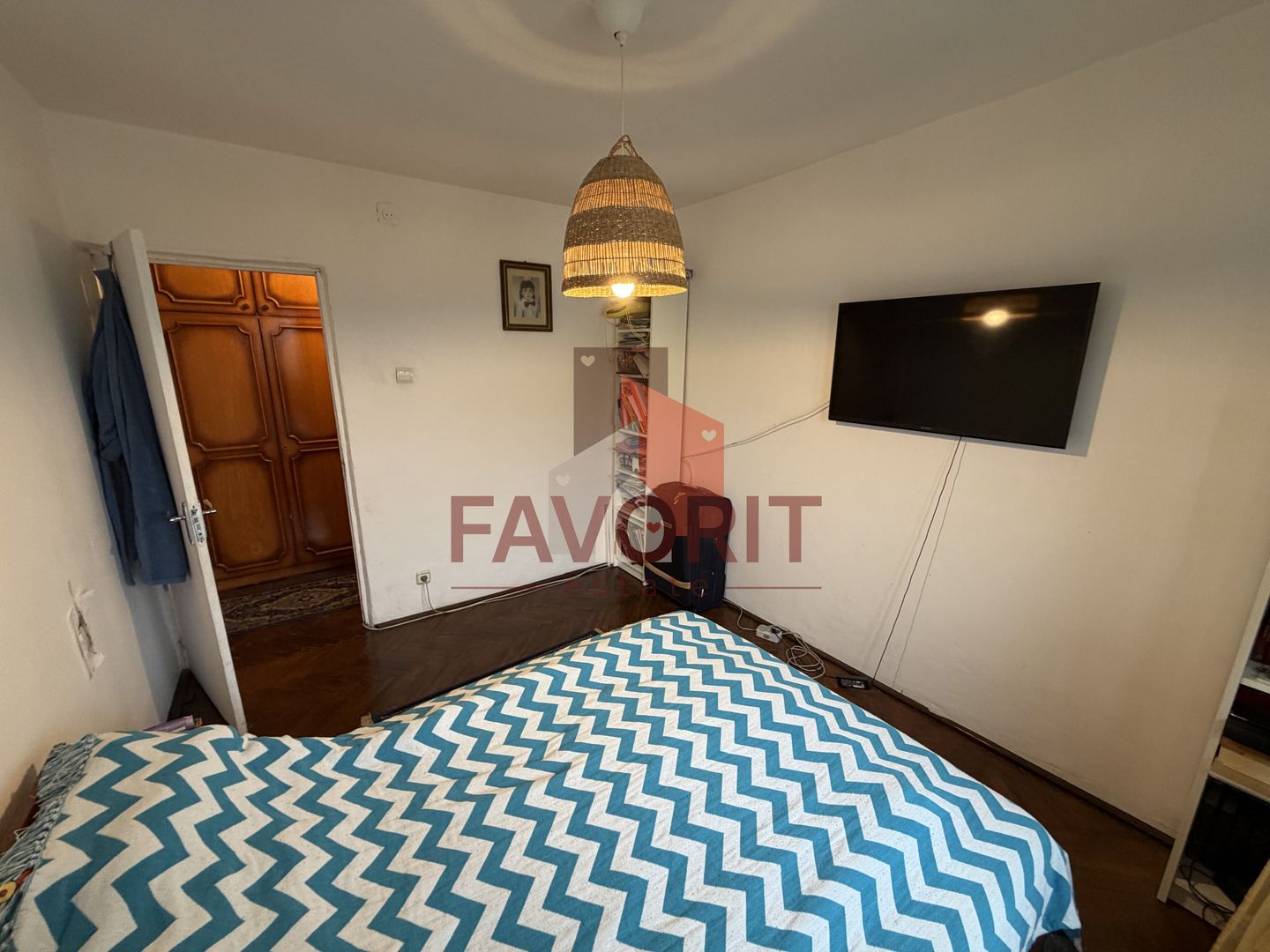 Decomandat. La 2 pasi de Shopping City. 2 bai - Poză 8