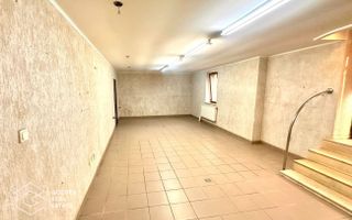 Spatiu comercial ultracentral, 3 camere, pretabil cabinet, salon infrumusetare - Poză 1