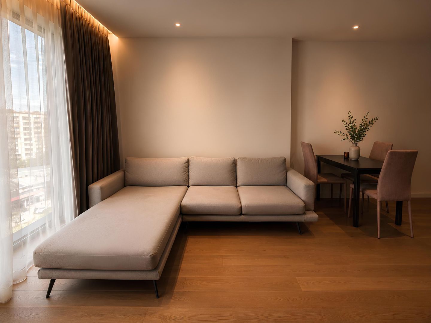 Apartament 3 camere cu terasă și vedere urbană | One Herăstrău Towers - Poză 1
