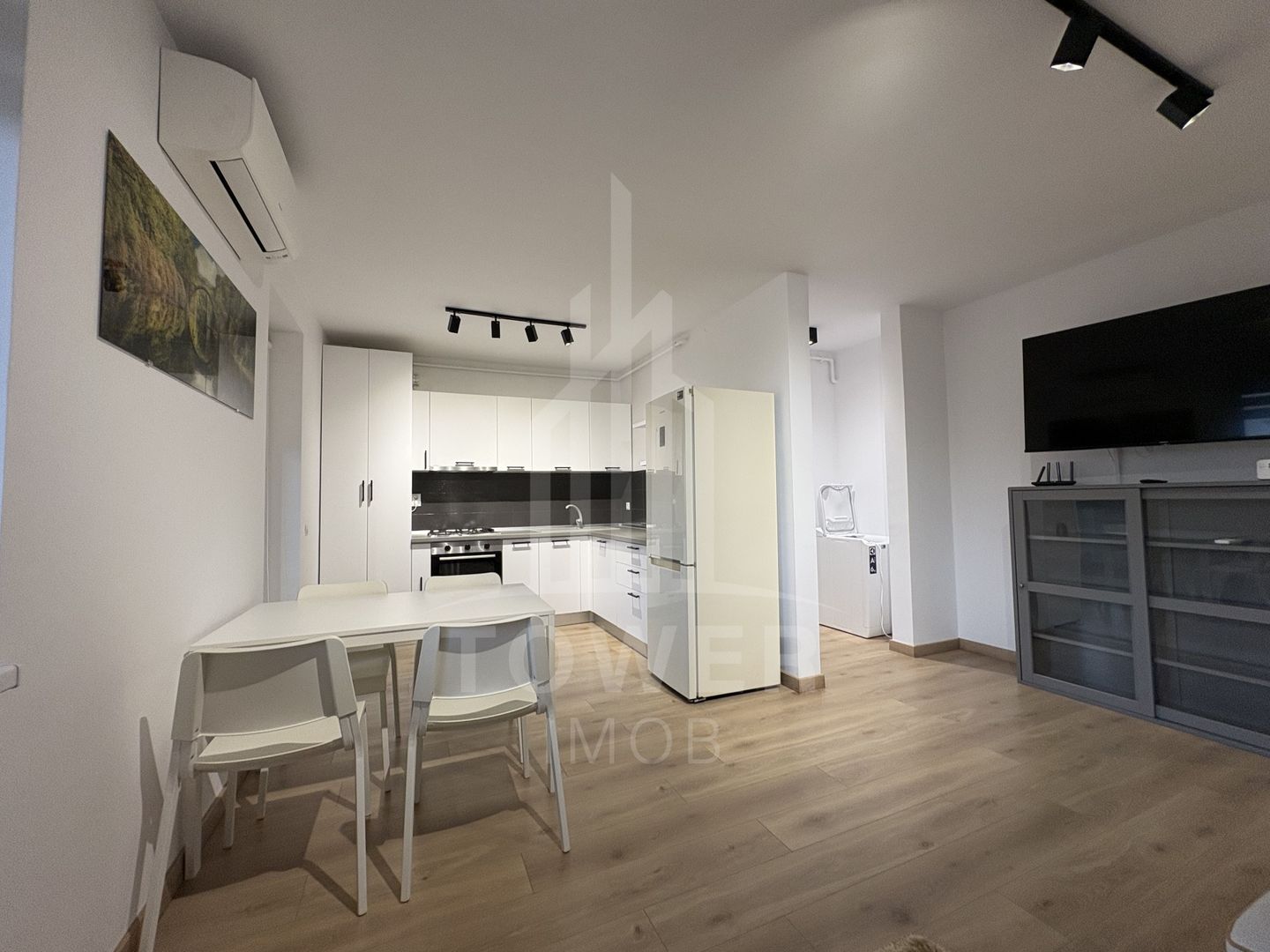 Apartament 3 camere Premium zona Selimbar - Poză 3