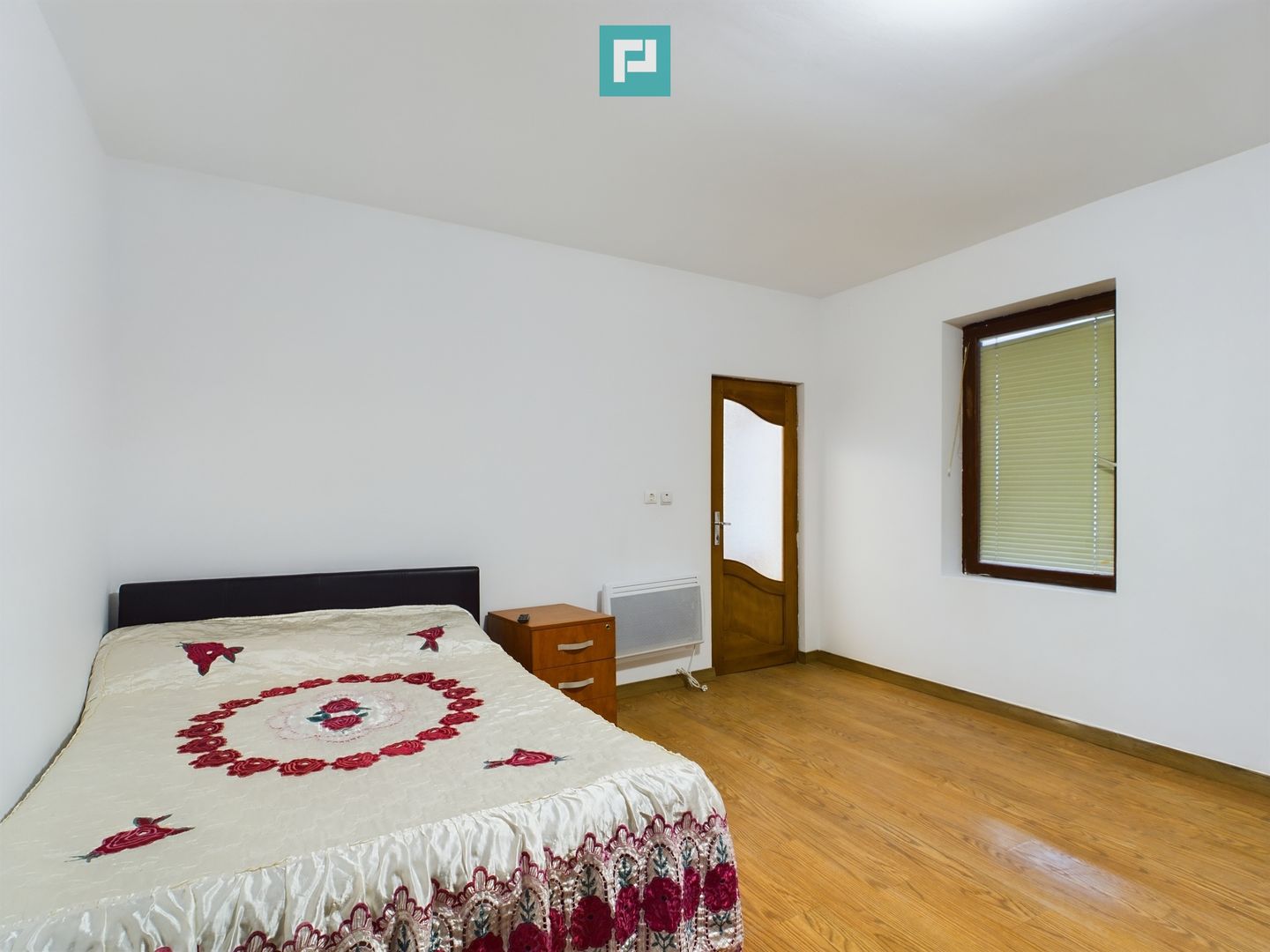 Casă cu 4 camere, renovată, în zona Gării de Nord - Poză 8