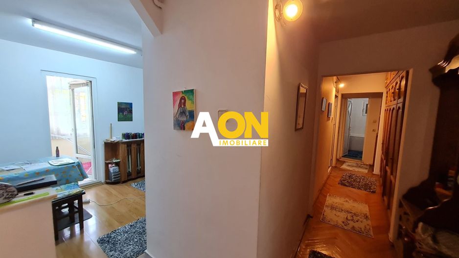 Apartament 3 Camere, Decomandat 67 mp, Etaj 3, Zona Tolstoi - Poză 3