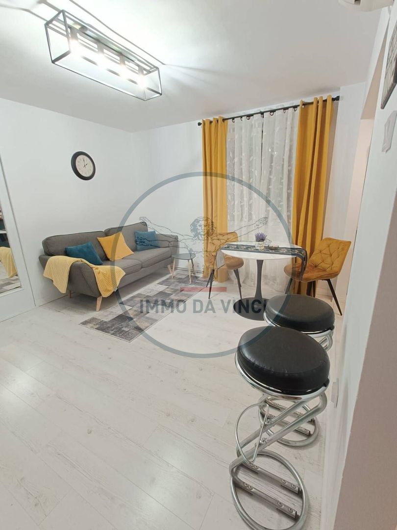 De închiriat – Apartament 3 camere, in zona Piata Hermes - Poză 1