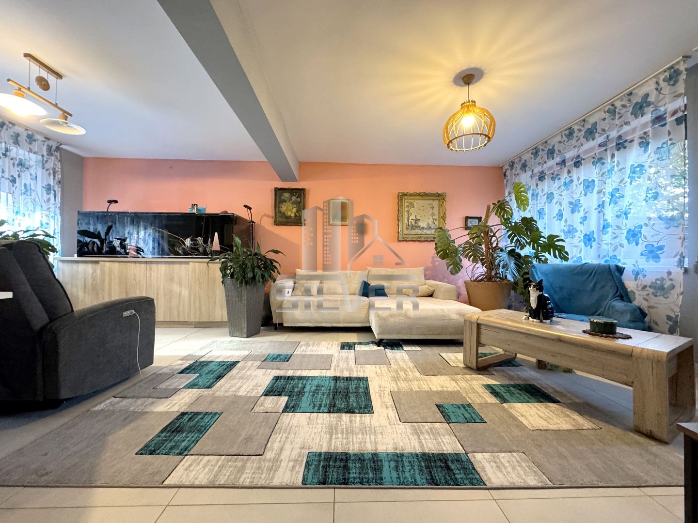 Casa tip duplex la cheie in zona linistita! - Poză 1