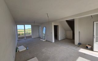 Martinesti, Duplex pe etaj, 3 Dorm, Buc separata,  Zona linistita. - Poză 4