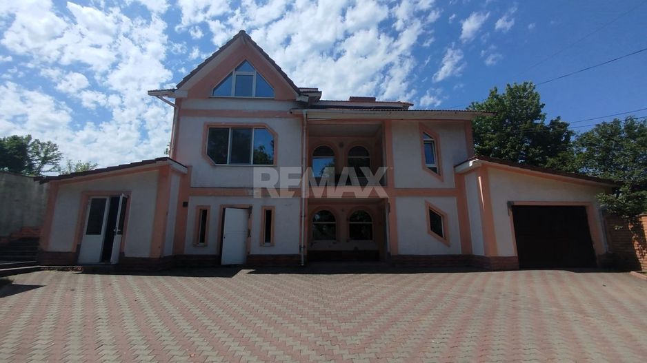 Casă spațioasă cu 2 niveluri | 273 m² Suprafață Totală | 12 ari | 3 dormitoare + living | Anenii Noi – Ruseni - Poză 1