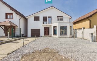 Vilă cu 4 camere in Livada - Poză 16