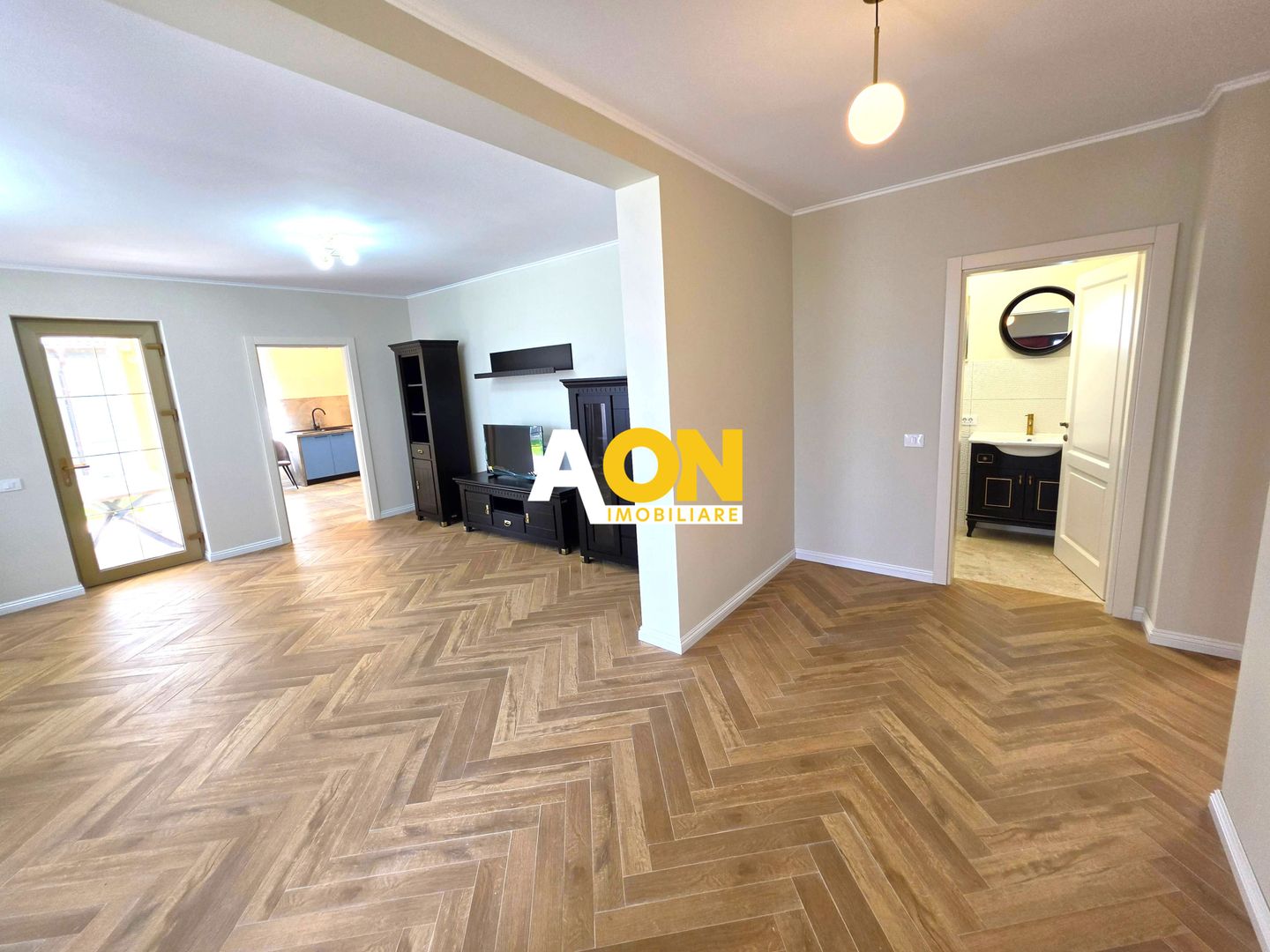 Casă nouă, 4 camere, mobilată, utilată, 418 mp teren, Micești - Poză 3