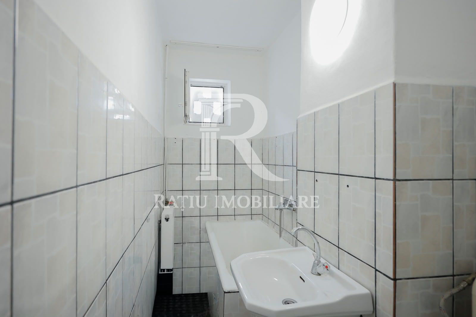 De inchiriat | Apartament cu 2 camere | Rogerius | Oradea - Poză 9