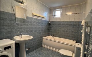 Apartament 3 camere nedecomandat ,bucătărie separată, Stefan cel Mare - Poză 10