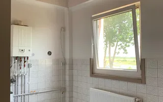 Catelu-Casa S+P+1+M - 14 Camere-1550 Teren - Poză 12
