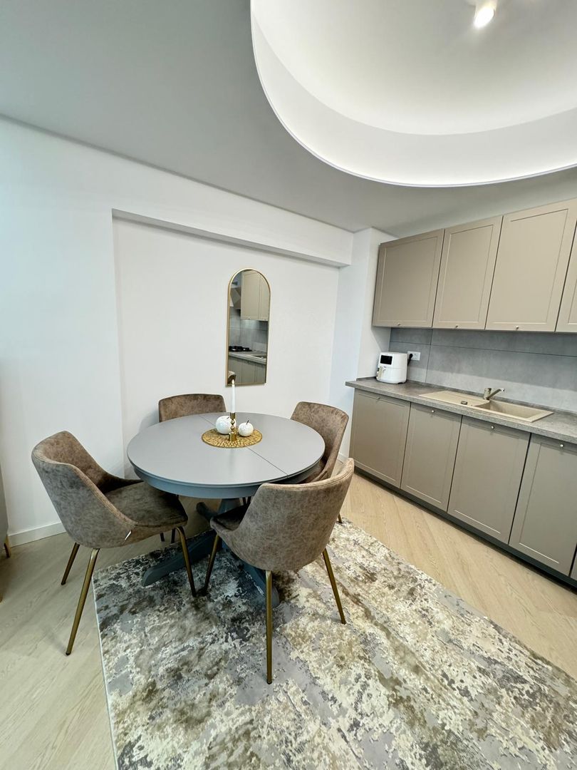 | Top View | Cortina North | 3 Rooms | Luxury | - Poză 4