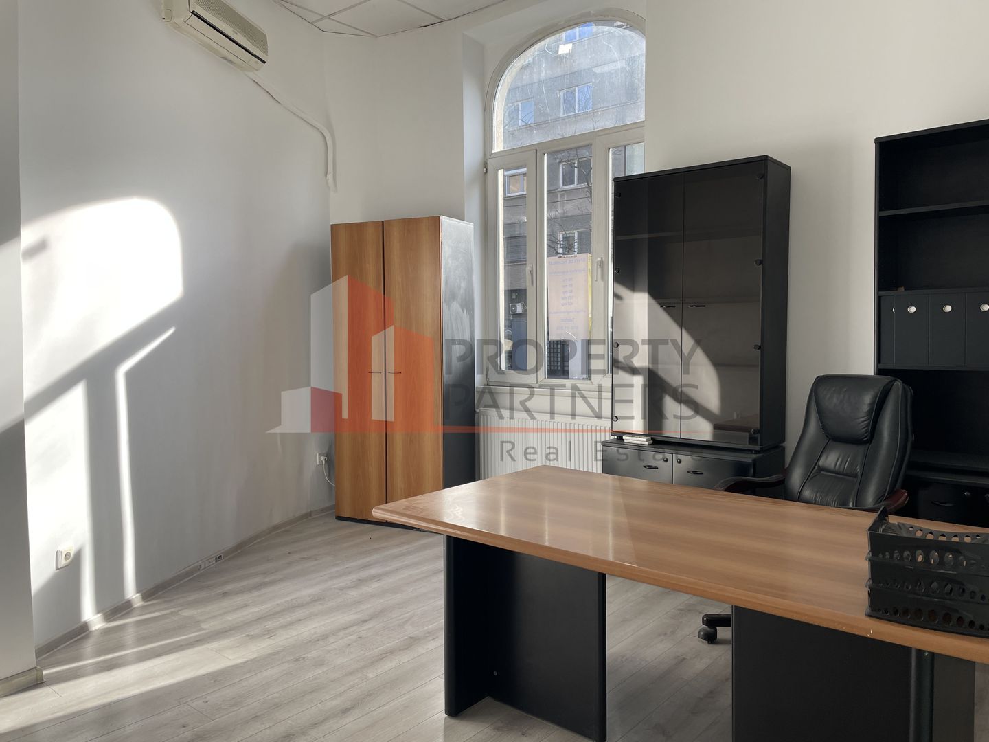 Spatiu de birou Premier Business Center - Poză 6