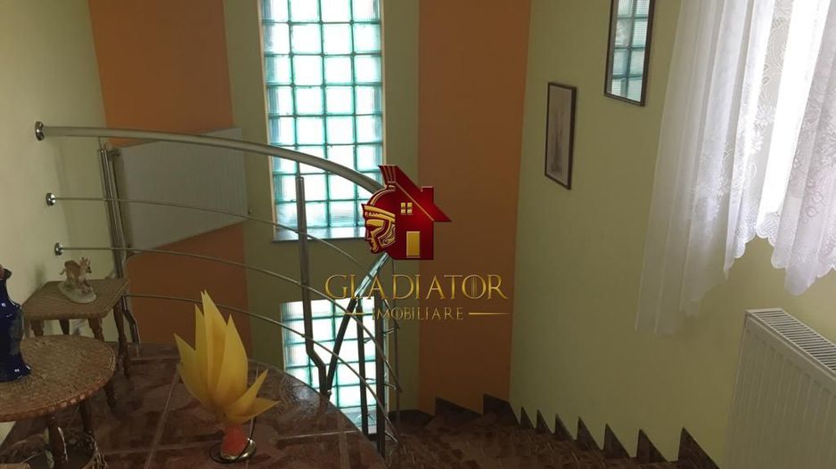 Vila impresionanta in Bucium - Visani - Str. Regina Maria - 2000 mp - Poză 5