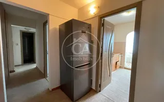 Apartament de închiriat cu 3 camere în zona Decebal, Oradea - Poză 13