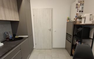 Etaj 1. Bucatarie inchisa. Aproape de mijloc de transport - Poză 6