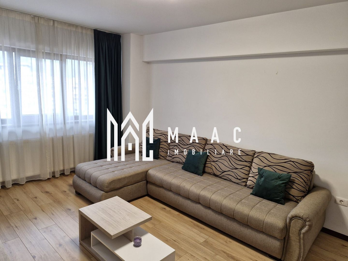 Apartament 2 camere de vânzare | Piața Simian, Râmnicu Vâlcea - Poză 3