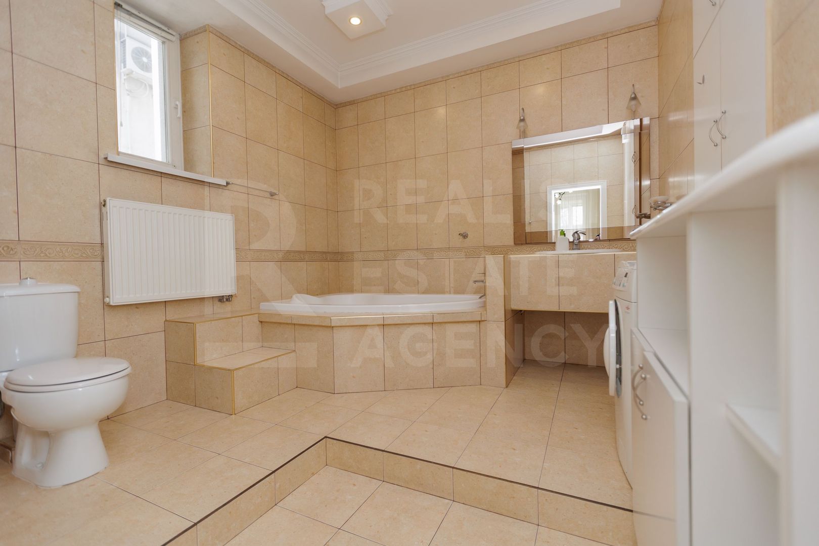 Chirie, apartament, 3 camere, str. 31 August 1989, Centru - Poză 12