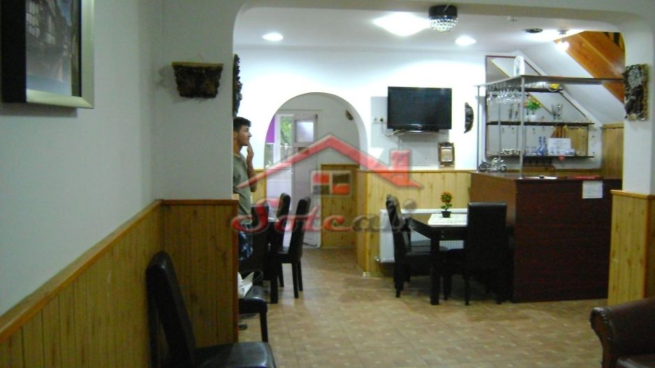 Pensiune de vanzare P+E Busteni - central - Poză 37