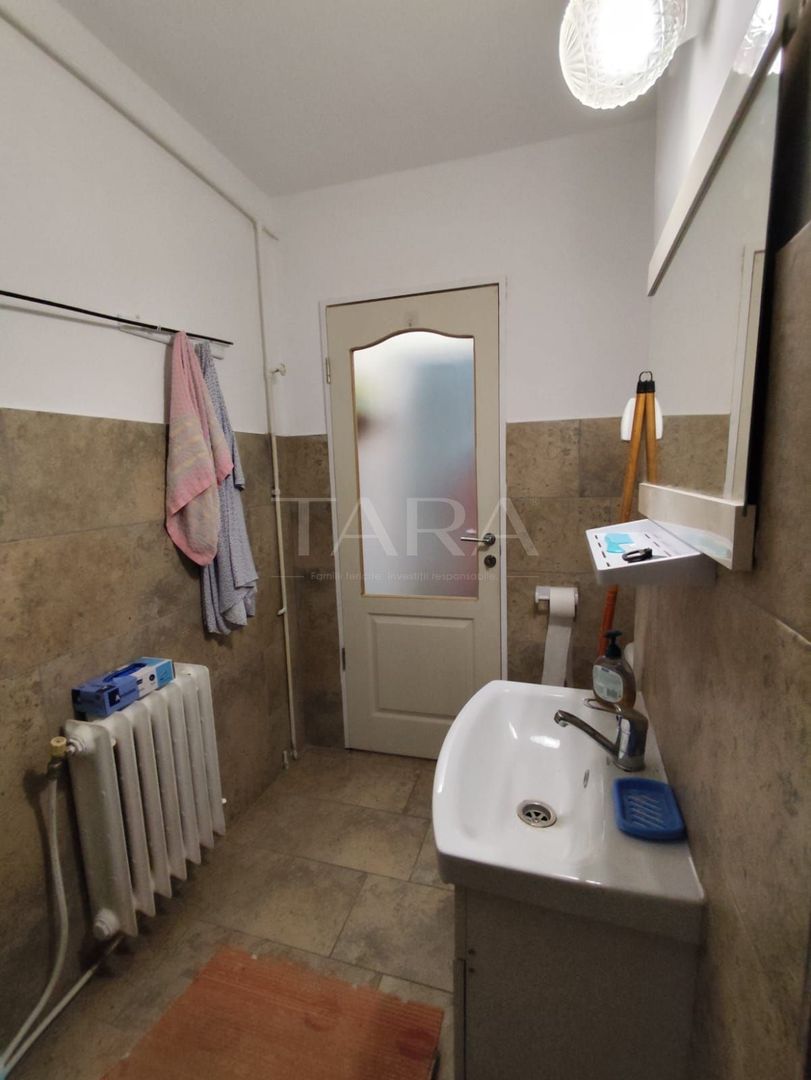 Ideal pentru familie – 4 camere decomandat, zona Minerva. - Poză 9