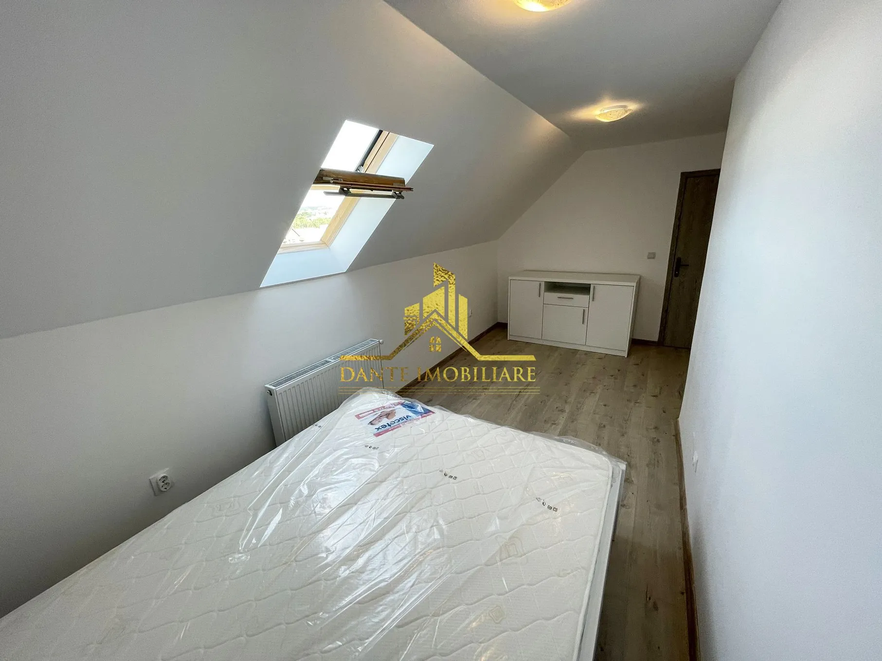 2 camere, mobilat modern, bloc nou, parcare, Floresti, zona VIVO — fotografia 3