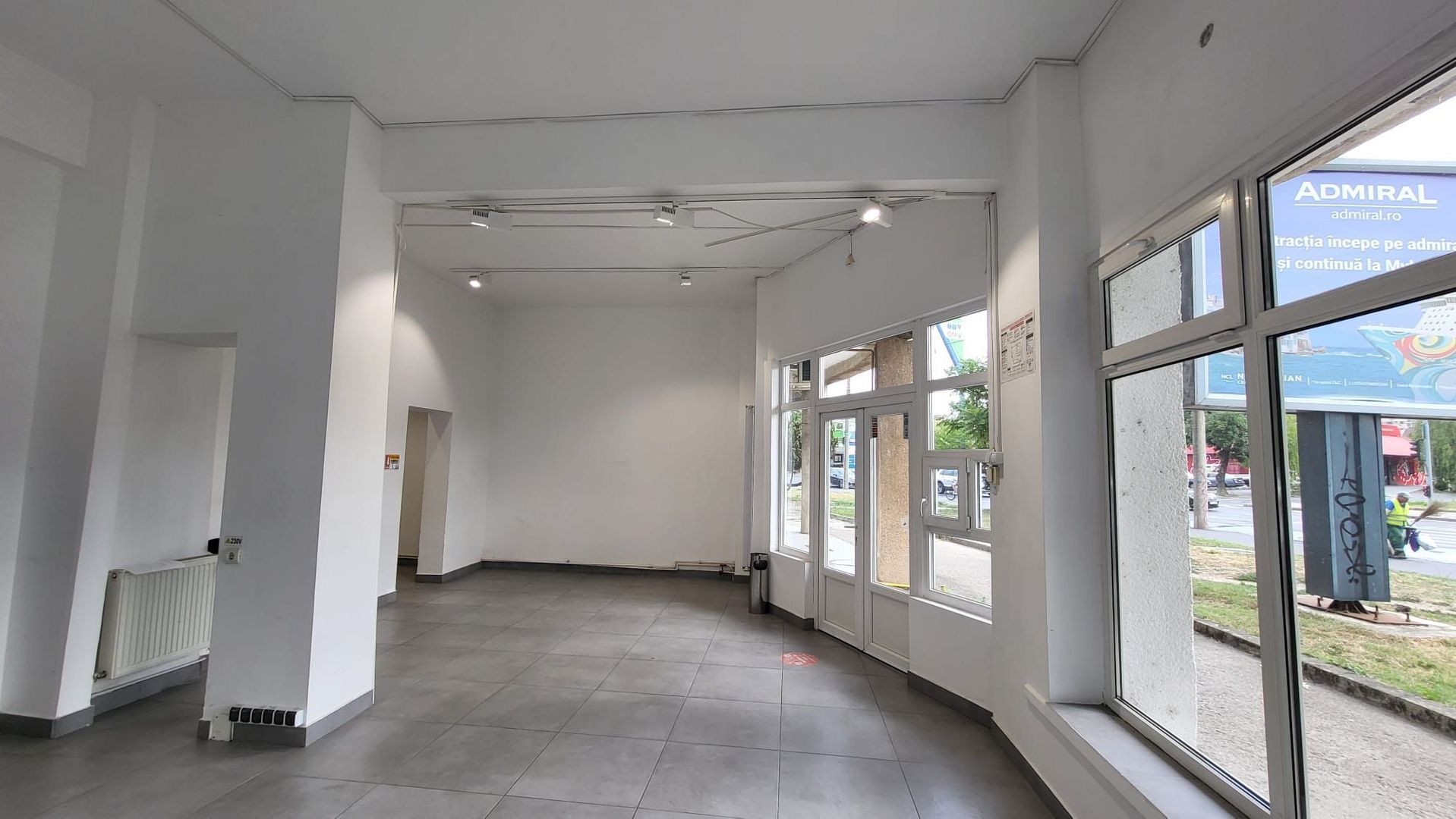 Spațiu comercial de 76 mp  în zona Spitalul Judetean - Poză 2