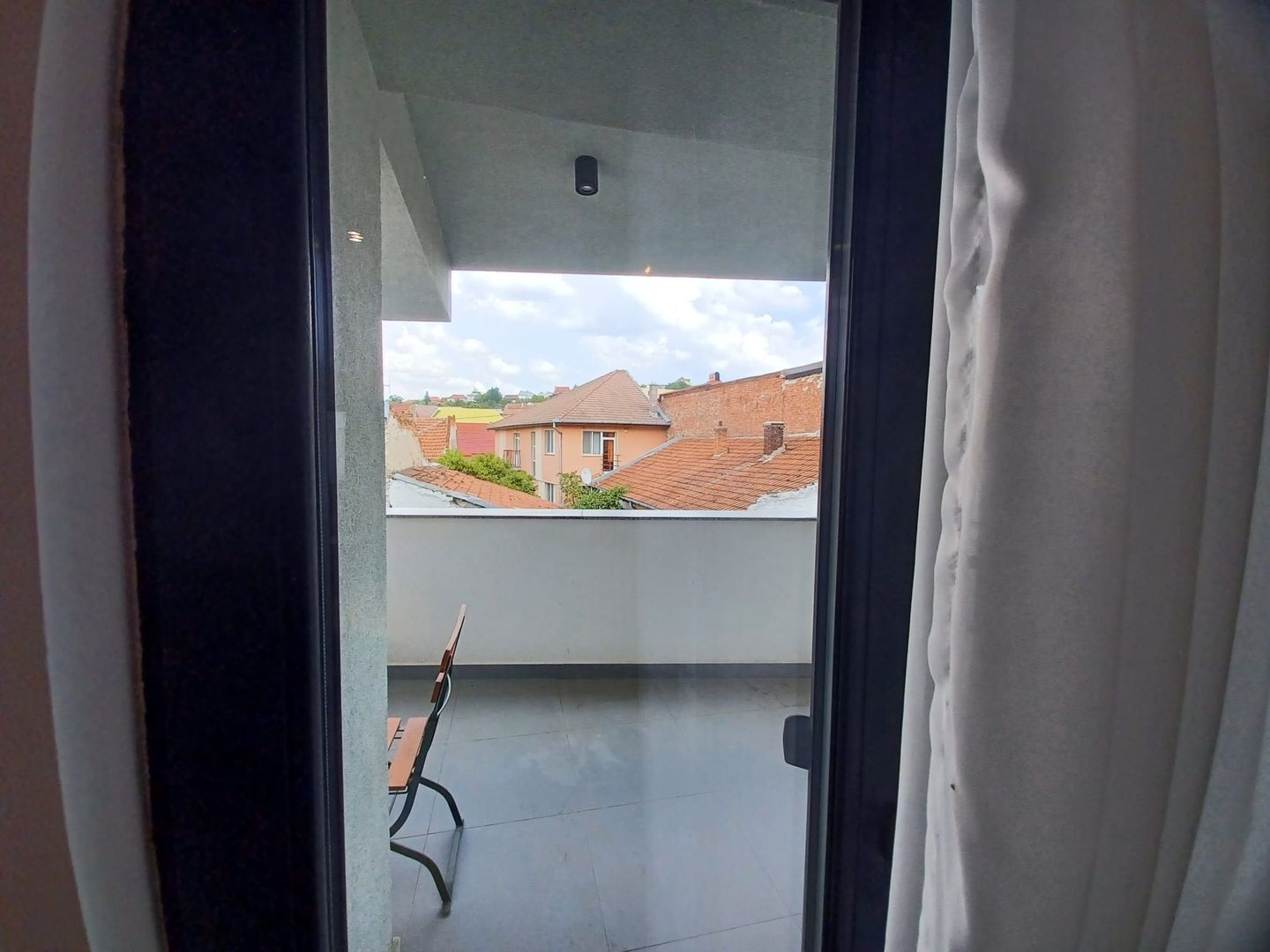 Chirie, ap 2 camere, ultracentral, parcare. 500 E /lună. Comision 0 - Poză 6