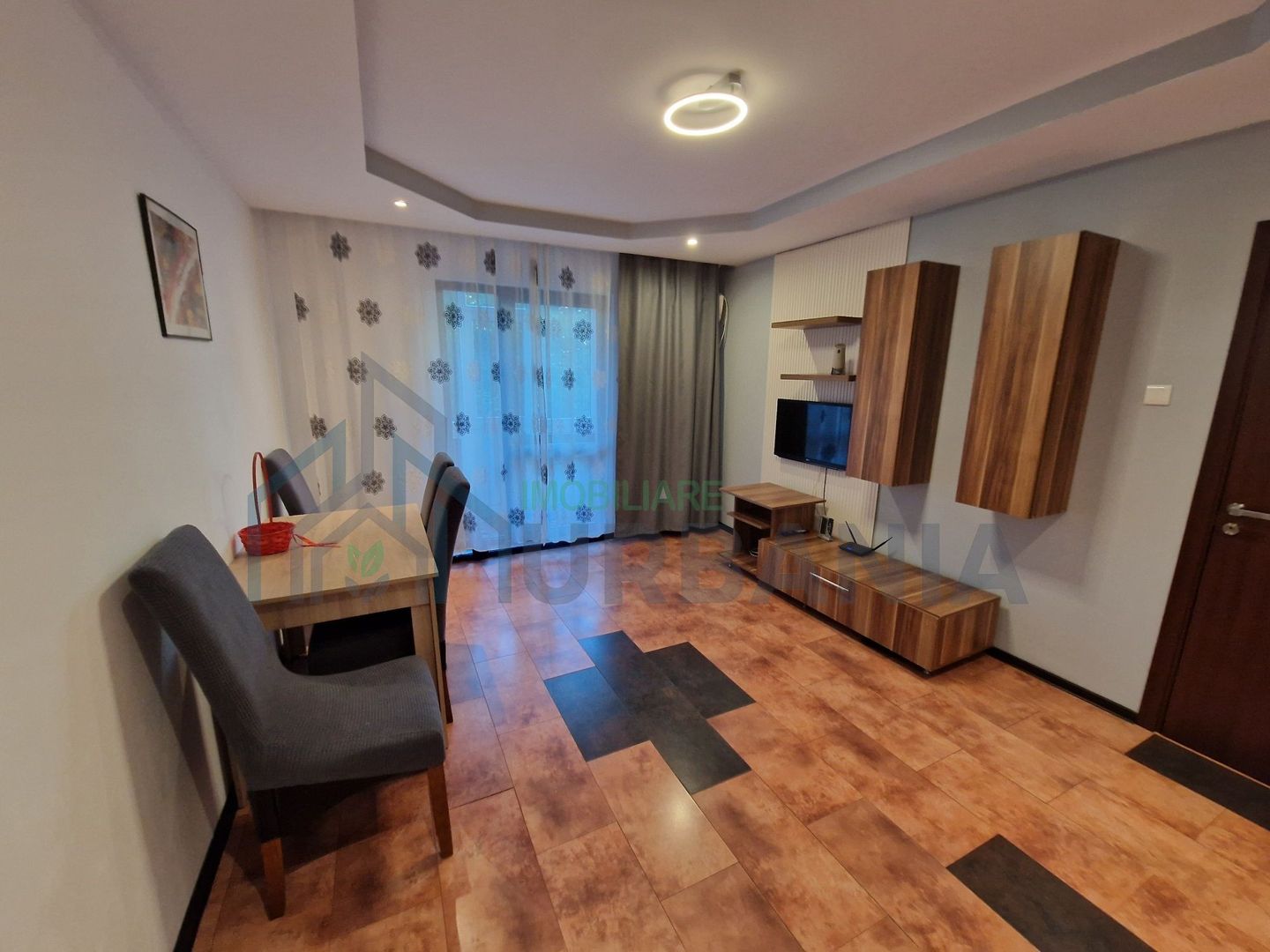 Apartament 3 camere, etaj 1, în Miroslava, zona Moldomobila - Bularga - Poză 1