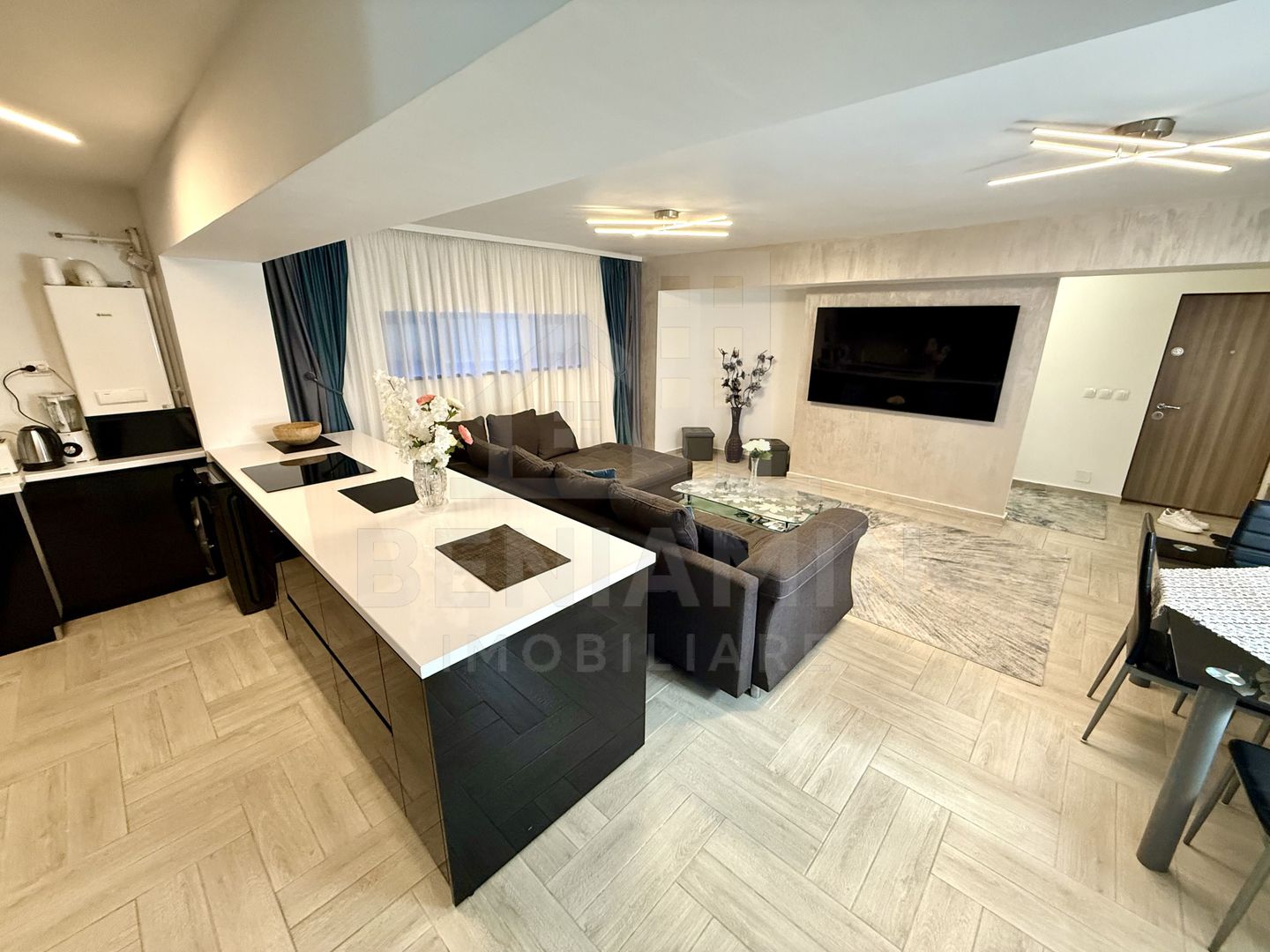 3 camere - 92mp - 2017 -mobilat -utilat - centrala - Gradina Botanica - Poză 2
