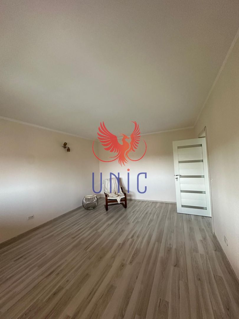 Casa, 4 camere, S+P+1E+M - Poză 36