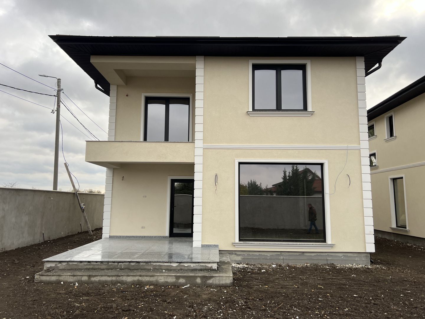 VILA LUX OTOPENI | FERME - Poză 4