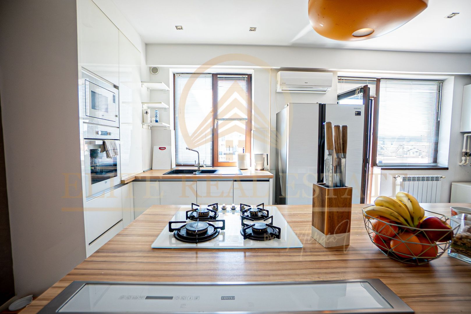 Apartament 3 camere Palazu Mare – 121 mp cu vedere la lac si parcare - Poză 8