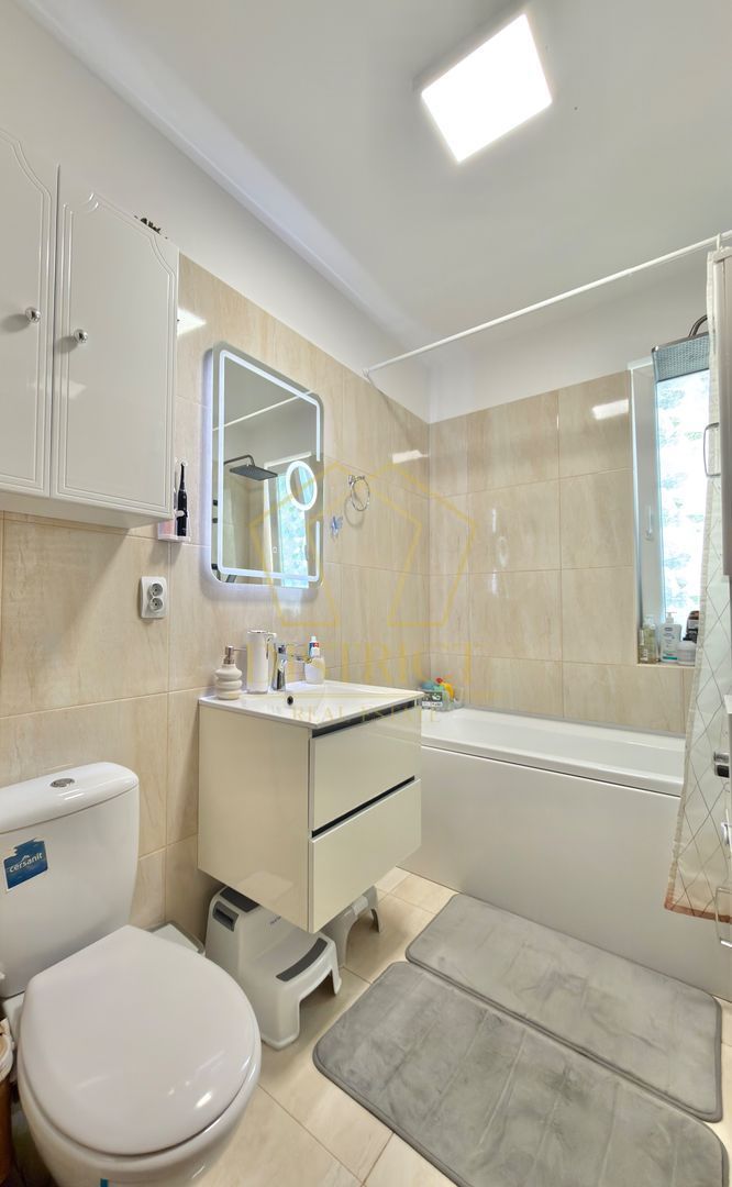 Apartament cu 3 camere decomandat, complet mobilat si utilat la parter in Giroc. - Poză 14