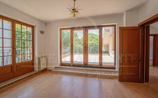Vila premium ultracentrala, fara vecini, teren 377 mp, garaj! - Poză 38