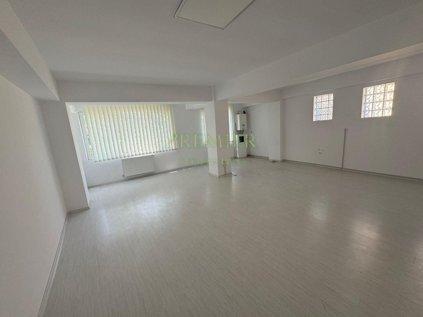 Oportunitate investitie cladire birouri proprie centrala pe fiecare etaj - Poză 2