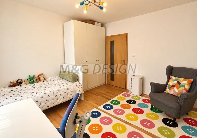 Apartament  3 camere zona Aradului  2 băi, 2 balcoane - Poză 8