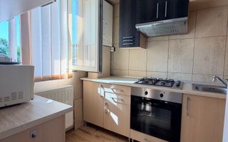 DE ÎNCHIRIAT: Garsonieră modernă – Sângeorgiu de Mureș - Poză 5
