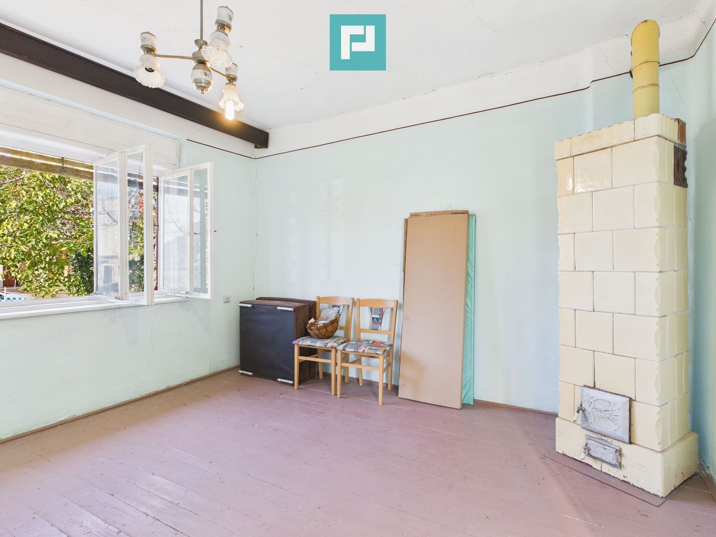 Casă+spaţiu comercial în Ghioroc, vânzare în rate - Poză 9