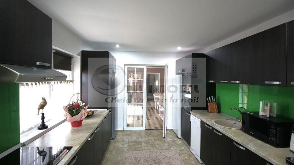 MIROSLAVA CASA EXCLUSIVISTA LA CHEIE LUX STIL MEDITERANEAN MOBILATA - Poză 17