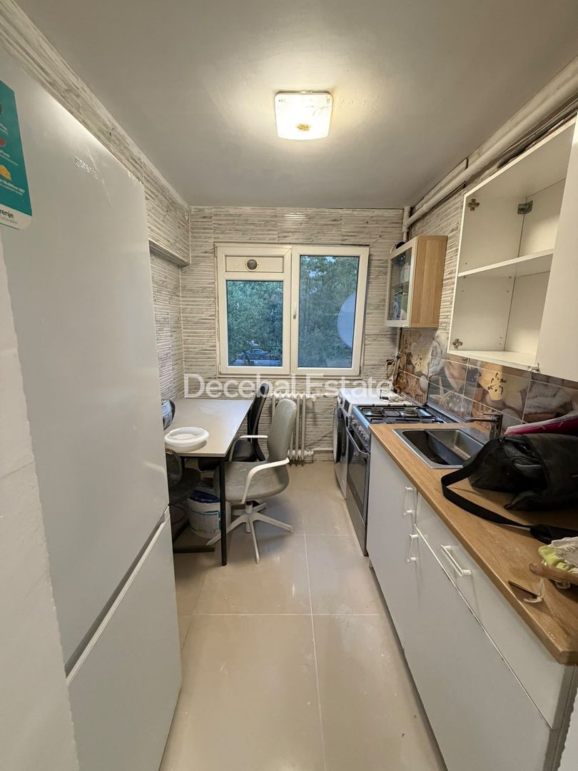 Metrou Titan - 2 Camere Decomandat Etaj 1 Renovat 2026 - Poză 10