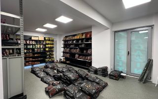 Spațiu comercial de vânzare – 247 mp utili, împărțiți în 2 unități - Poză 18