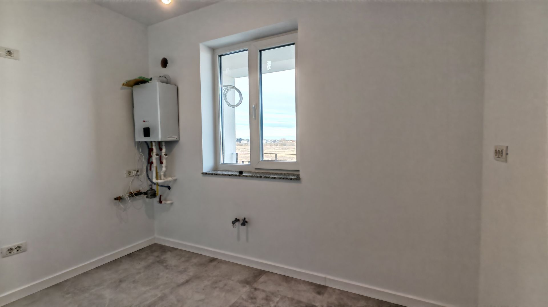 Apartament cu 2 camere de vânzare Tunari - Poză 5