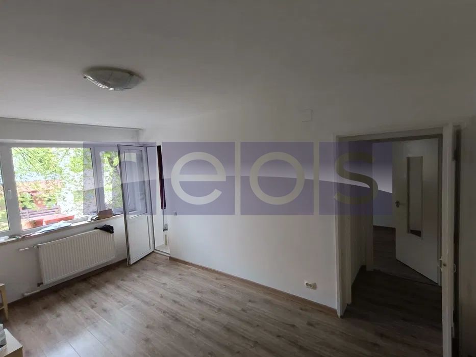 VANZARE 3 CAMERE | RENOVAT COMPLET | ETAJ 2 | ZONA CRANGASI - Poză 1