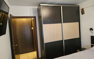 Apartament cu 3 camere, mobilat si utilat - Piata Centrala - Poză 8