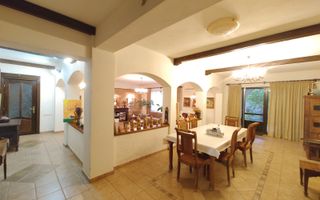 Vila mediteraneană cu farmec neo-românesc, în liniștea eleganta din Iancu Nicola - Poză 11