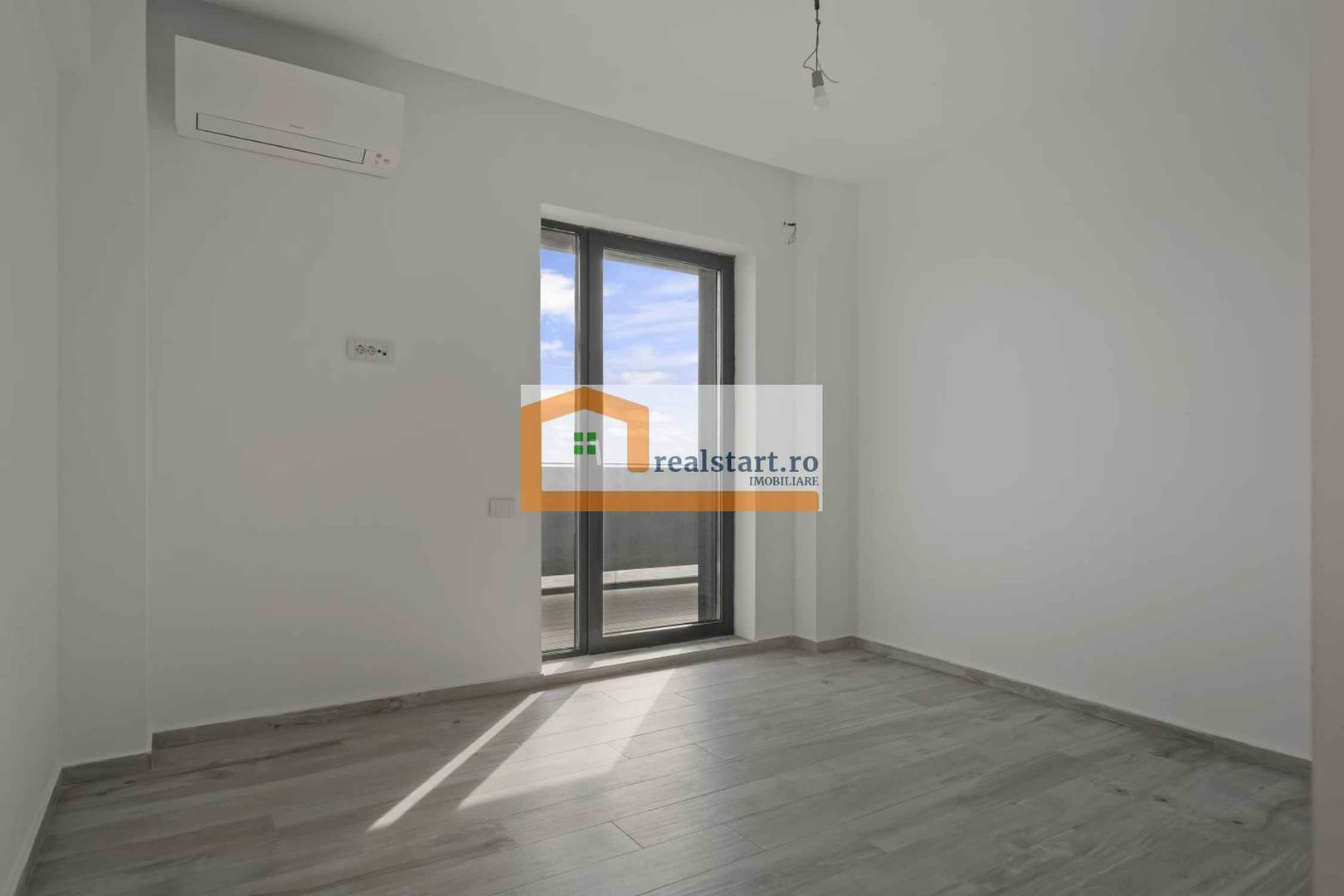 Vedere directa la Mare, Prima linie, Penthouse tip Duplex, bloc Boutique - Poză 18