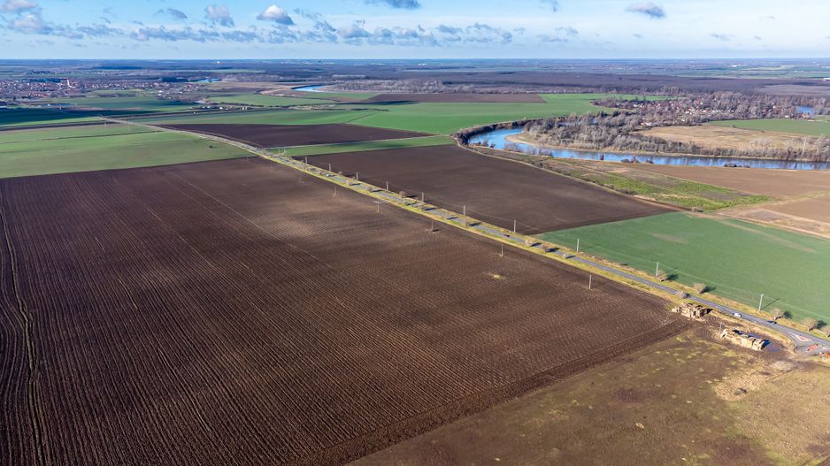 Teren intravilan cu Puz in zona industrială Sud - Poză 3